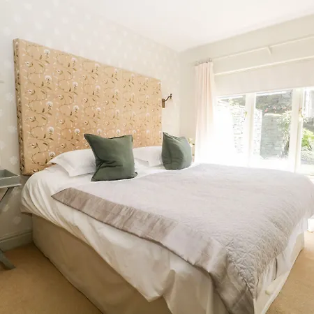 Gable End * High Yewdale