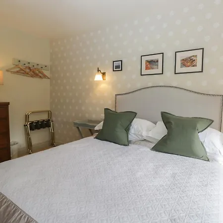 Gable End * High Yewdale